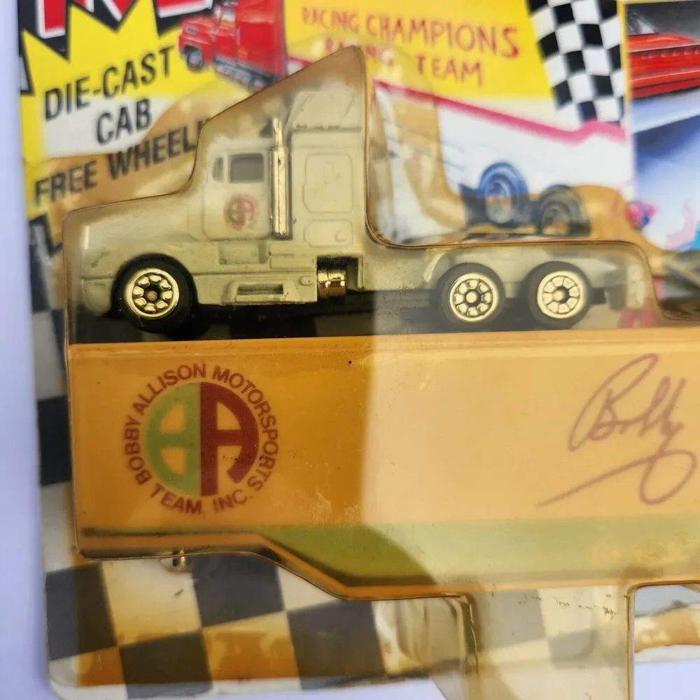 Racing Champions Bobby Allison Race Team Car Hauler NASCAR 1991